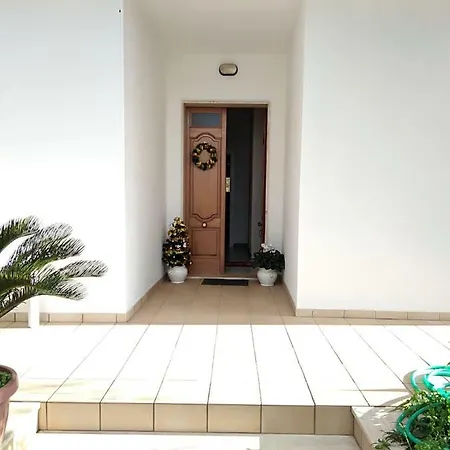 Alojamento de Acomodação e Pequeno-almoço Casa Di Frami *